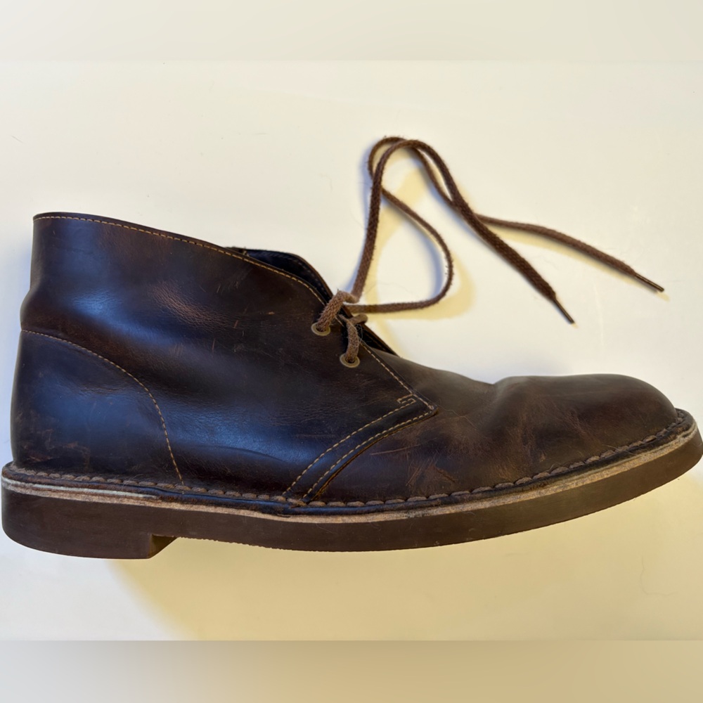 Clark’s Men’s Chukka Desert Boots in Dark Brown Leather